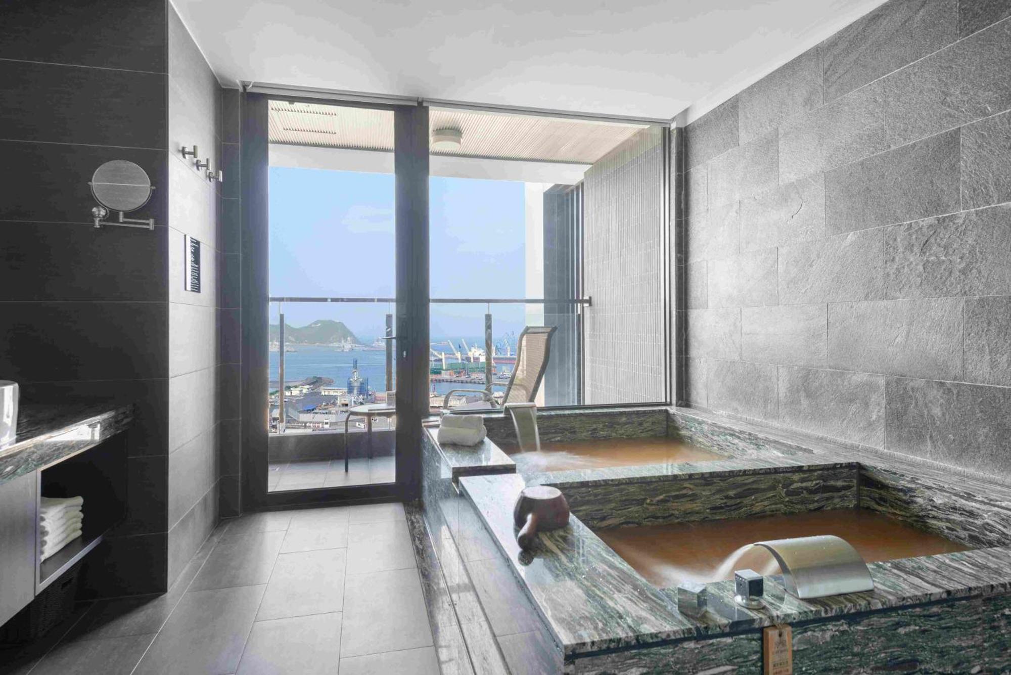 Lakeshore Hotel Suao Exterior photo