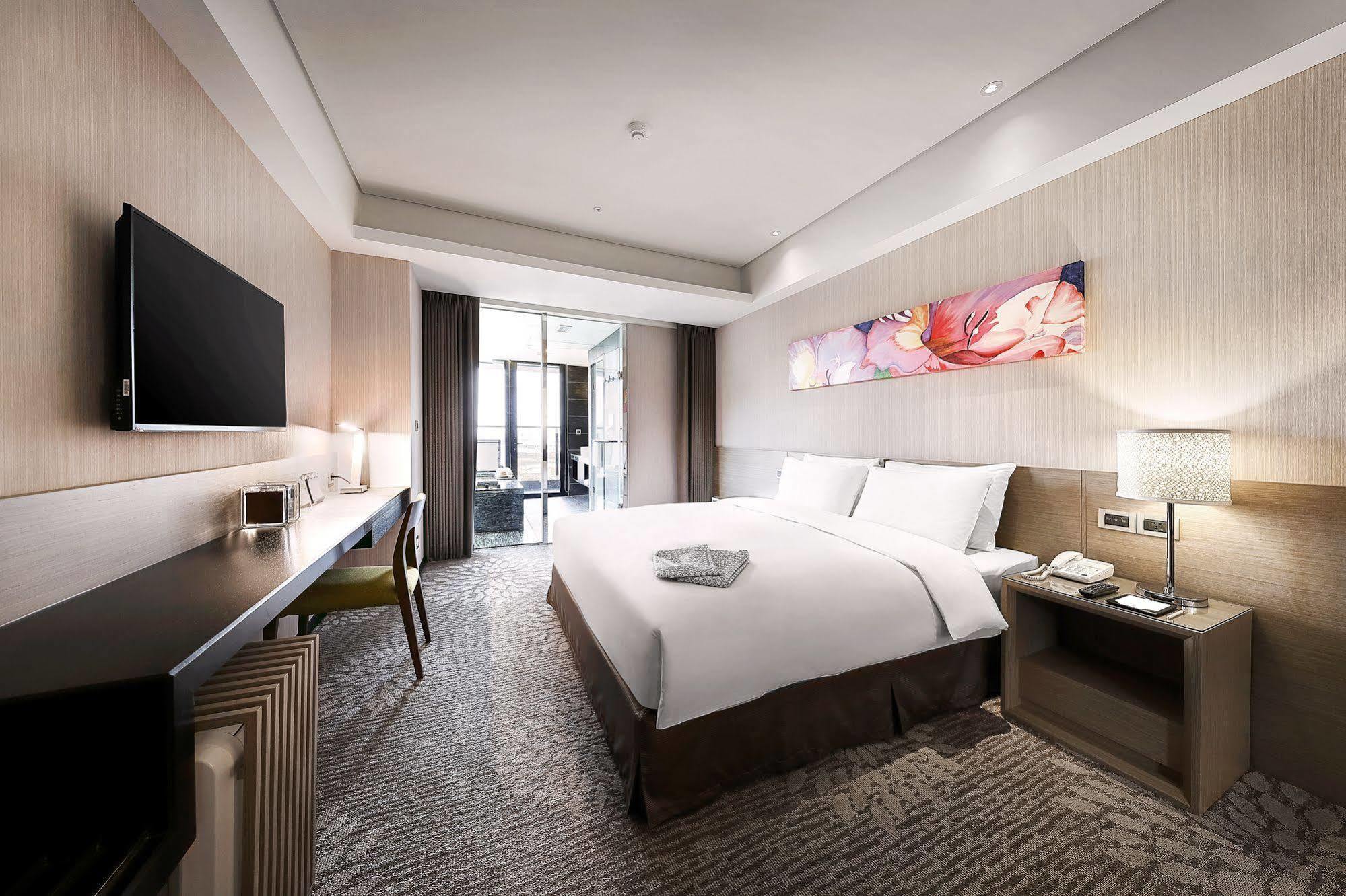 Lakeshore Hotel Suao Exterior photo